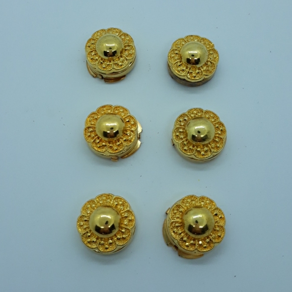 Set of 6 Vintage Goldtone Button Covers - Picture 3 of 4